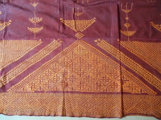 these chaaps from Punjab from India and Pakistan.these have same embroidery both the sides. the base cloth is hand loom cotton and the embroidery is done by patkaa silk threads.these are at  ...