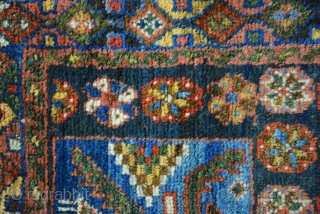 Exceptional Kurdish bag 19th century 64 x 61 cm                        