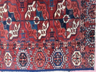 Tekke fragment cut from a large carpet, size 108 x 93                      