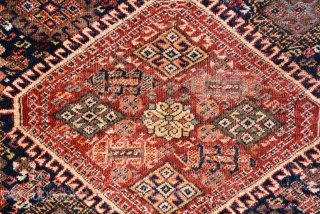 Qashgai Bag, low pile, size is 67 x 57 cm                       