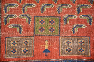 Kurdish rug 19th century
226 x 123 cm                          