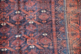 Antique Baluch large size 292 x 157 cm low pile but beautiful, 2nd picture has the better image               