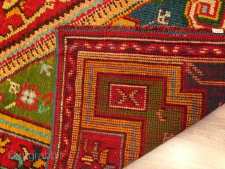 serf carpet old age 115 Persian date 1323 measures 205/155 entac                      