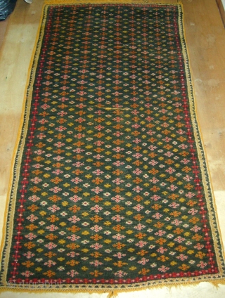  moroccan  berber rug   CIRCA  1920  1930  CIRCA  
SIZE  2,40  X 1,20  FUL PILE  CONDITION       