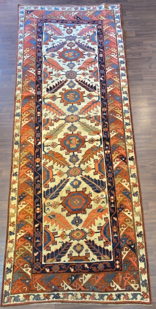 ANTIQUE.  SHAHSAVAN  RUNNER RUG  CM 2,65 X 1,00. 19TH CENTURY   1850 CIRCA.PERFECT STATE OF CONSERVATION.  NATURAL AND FANTASTIC COLORS        