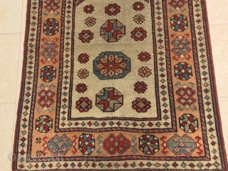 NORDWEST ANTIQUE ANATOLIAN KÜTAHYA PRAYER RUG CM  1.10 x 0,83  epoca 1850/60 circa 
VERY GOOD CONDITION NATURAL COLORS 
            