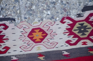 Antique large late 19th century Sarkoy Pirot kilim with nice central medallion.
Needs repairing.                    