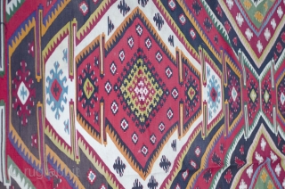 Very large (16 m2) Sarkoy kilim                           