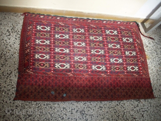 Antique Yomud Turkmen flatwoven chuval                            