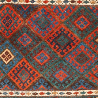 This is one of more than two dozens special summer offers: # 1092 Excellent Jaf Khorjin Front, 88/59 cm, West Persia, ca. 1900, good natural dyes only, brown corroded, otherwise in full  ...