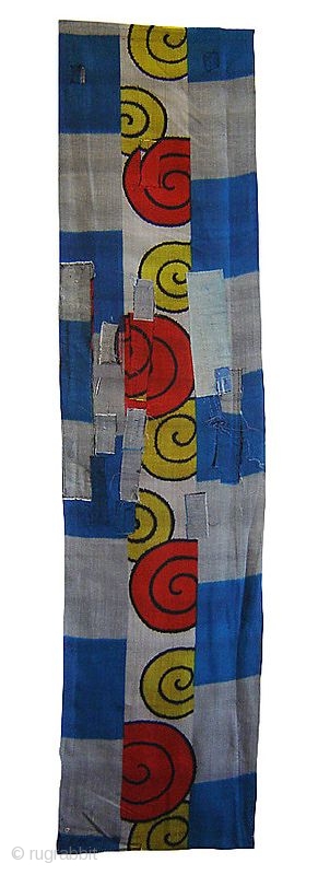 A Length of "Jazzy" Boro Meisen Silk, Japan, Taisho (circa 1920), cm 147x36. Meisen silk is a development of late nineteenth century Japan, a time when the sumptuary laws of feudal Japan  ...