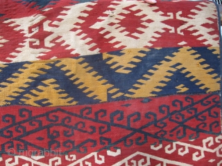 Antique Uzbek flatweave Jajim / Kilim / Ghudjeri. Size is 160 x 150cm / 5'4" x 5'. In good condition. Great, all natural colors,         