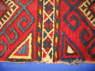 Antique Kirghiz pillow rug bag, nice color, in very good condition, full pile. Size is 3' - 10", 90 - 25 cm.           