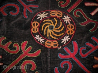 Antique Kirghiz nomads tent decoration, silk embroidered on velvet, circa 1900. Size is 43x33 inches.
                  