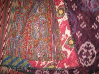 Antique Uzbek ikat coat. In excellent condition, without damaged area, dirty places, only two small holes.                 