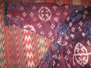 Antique Uzbek ikat coat. In excellent condition, without damaged area, dirty places, only two small holes.                 