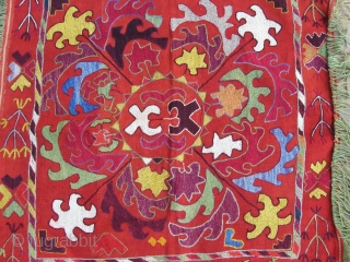  An Uzbek Kungrat or Lakai silk/wool embroidered on wool Ilgitsh hanging, dating between 1880-1900. Large size is 76-75 cm, 30-30 inches, without fringes. In excellent condition. Beautiful design and rich colours,  ...