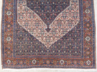 ANTIQUE SENNEH SENNA RUG
Antique Senneh / Senna rug. Early 20th century. Beautiful colors, which are probably natural. Village production. Wool pile, cotton foundation. Clean(washed by hand) and ready to use.
Very good condition ...