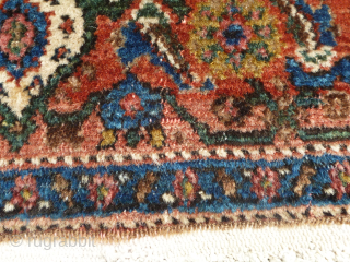 ANTIQUE SENNEH SENNA RUG
Antique Senneh / Senna rug. Early 20th century. Beautiful colors, which are probably natural. Village production. Wool pile, cotton foundation. Clean(washed by hand) and ready to use.
Very good condition ...