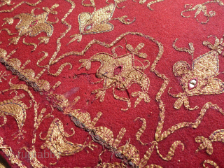Antique Ceremonial Embroidered Tirai Textile panel Sumatra Indonesia -
Beautiful, rare Sumatran embroidered ceremonial tirai, which translates to curtain. It is a textile valance either for a doorway, window, bed or throne. ...