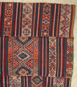 Vintage Bhutanese Charkhab rain cloak textile - Bhutan
Beautiful vintage Bhutanese Rain Cloak (Charkab). Wool twill weave with wool embroidery. Soft wool. Woven to be water resistant. Three panels sewn together. Hard to ...