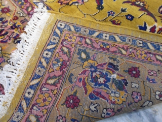 CIRCA 1920S AGRA CARPET
HANDMADE, 8FTX11 FT
CONDITION: HOLES AT SOME PLACES,WASHED
FREE WORLDWIDE SHIPPING                     