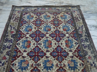 Early 20th century collectible Persian Isfahan rug
5 x 7ft approximately 
some low pile areas,
                   
