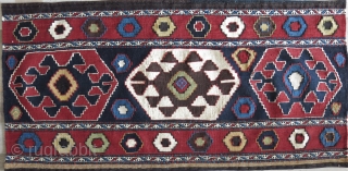 CAUCASUS Kilim bedding bag side panel. Saturated natural colors. Circa 1900s size : 42" X 21" - 107 cm X 54 cm           