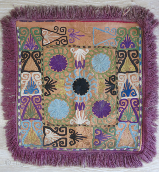 Uzbek lakai mirror cover. silk emrboidery with original indigo cotton backing. Circa 1900 - 1920. size: 21" X 20" -- 54 cm X 51 cm        