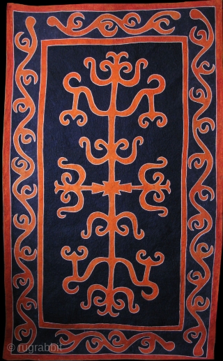 Daghestan - Avar traditional felt. Very finely thin felted body. Natural colors with deep indigo background, survived in high altitude in great condition. Circa 1900 - 1920s. Size: 4' 6" x 7'  ...