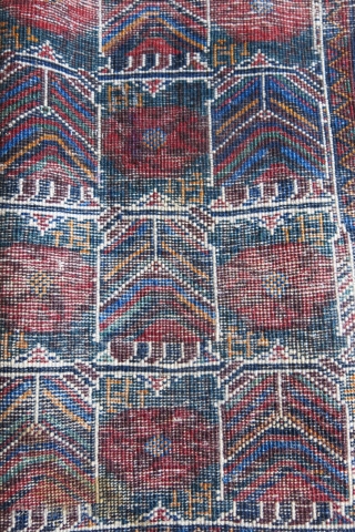 Khamseh - Arab good size bag face - Garden design. deep saturated colors, silky wool pile, couple little old moth nibbles and small corner wear.(can be repaired before shipping for a reasonable  ...