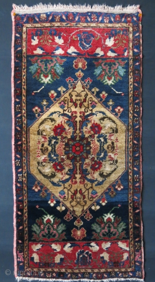 Konya Aksaray Yastik, Good pile couple early dyes. Circa 1920s. Size: 41" X 20" - 104 cm X 51 cm             