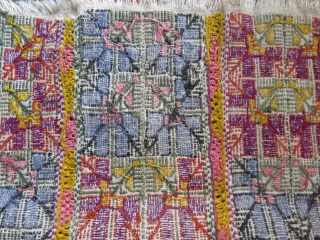 Greek island yastik size silk embroidery with traditional motifs. Size 57 X 43 cm contact vedatkaradag@gmail.com
                 