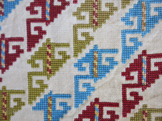 Ottoman silk embroidery Bokhcha. 19th cent. size 55 cm X 55 cm vedatkaradag@gmail.com                    