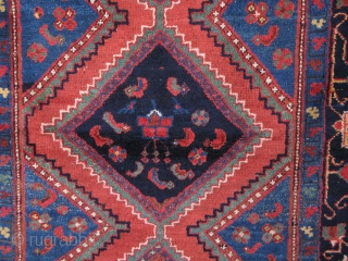 Baktiari rug with great wool saturated colors and good pile. circa 19th Cent. Size : 4' 2" X 7' 2" - 218 cm X 127 cm       