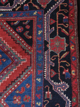 Baktiari rug with great wool saturated colors and good pile. circa 19th Cent. Size : 4' 2" X 7' 2" - 218 cm X 127 cm       