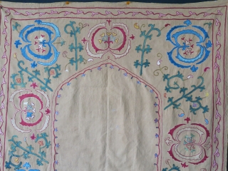 UZbekistan - bokhara Nim suzani, fine chain stitch embroidery, natural dyes. Circa 1900 Size: 59" X 39" -- 150 cm X 100 cm          