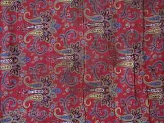 Turkmen 5 corner broadcloth Asmalyk with Russian printed cotton backing. Circa 1900 -1920s
size: 44" X 31" // 112 cm X 79 cm           