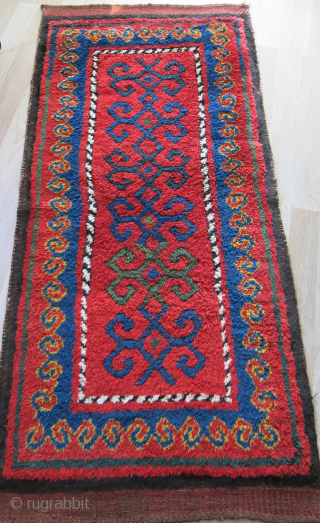 Turkmen Middle Amu Darya single panel julkur, repair in center with old reginal wool. Great pile and clors. Circa : 1900 or earlier - size: 72" X 35" - 183 cm X  ...