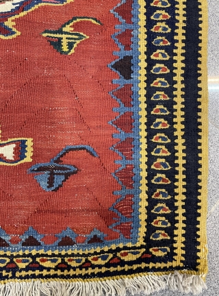 Very cute small sine kilim size 80x57cm                          