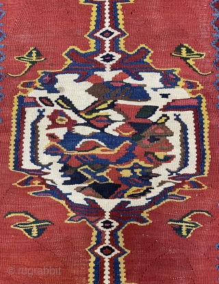 Very cute small sine kilim size 80x57cm                          