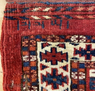 Very nice Yamud Chuval size 80x120cm
                           