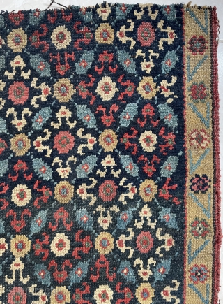 Fragmand Kurdish carpet size 124x46m                            