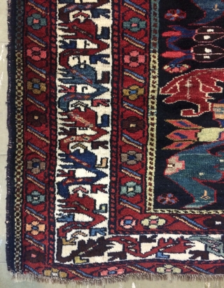 Persian Bahtiyari Carpet size 190x135cm                            