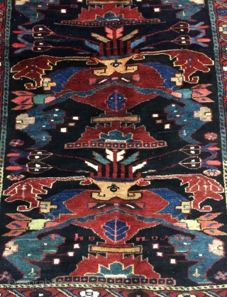 Persian Bahtiyari Carpet size 190x135cm                            