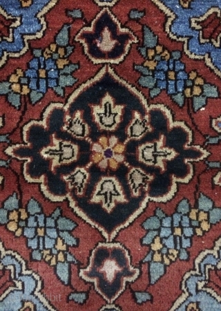 Rare Kashan Carpet size 100x80cm                            