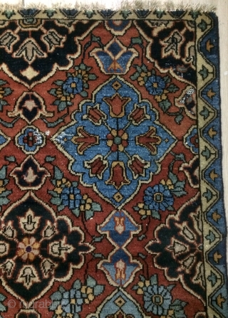 Rare Kashan Carpet size 100x80cm                            