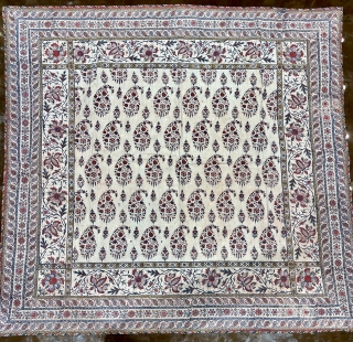 A very nice Isfahan Qhalem Qhari size 100x100cm                         