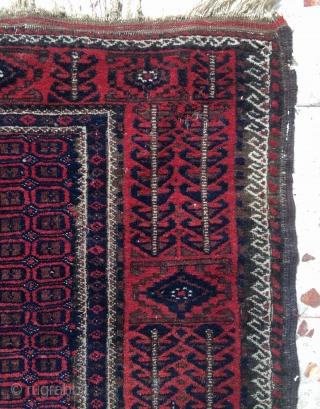 Very a rare design Beluch carpet size 147x82cm                         