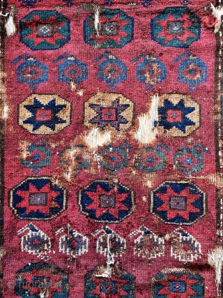 Northwest Persian Fragmand carpet circa 1820 or 40 
Size 206x101 cm                      